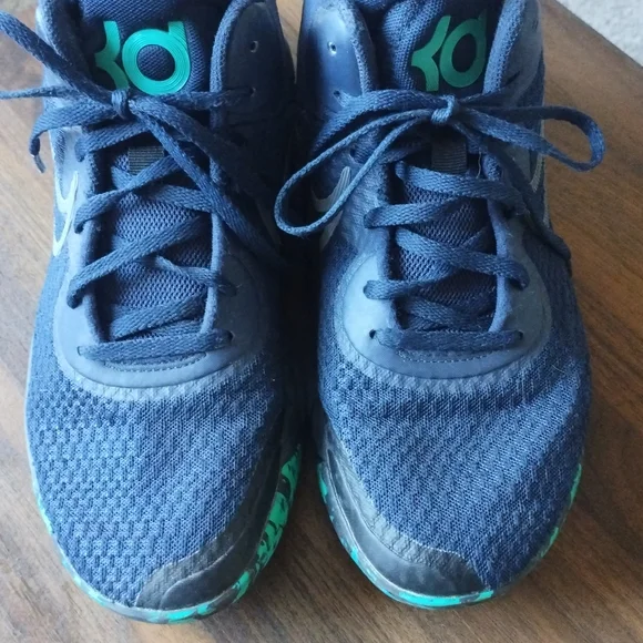 Navy and Green Athletic Shoes - Picture 6 of 6